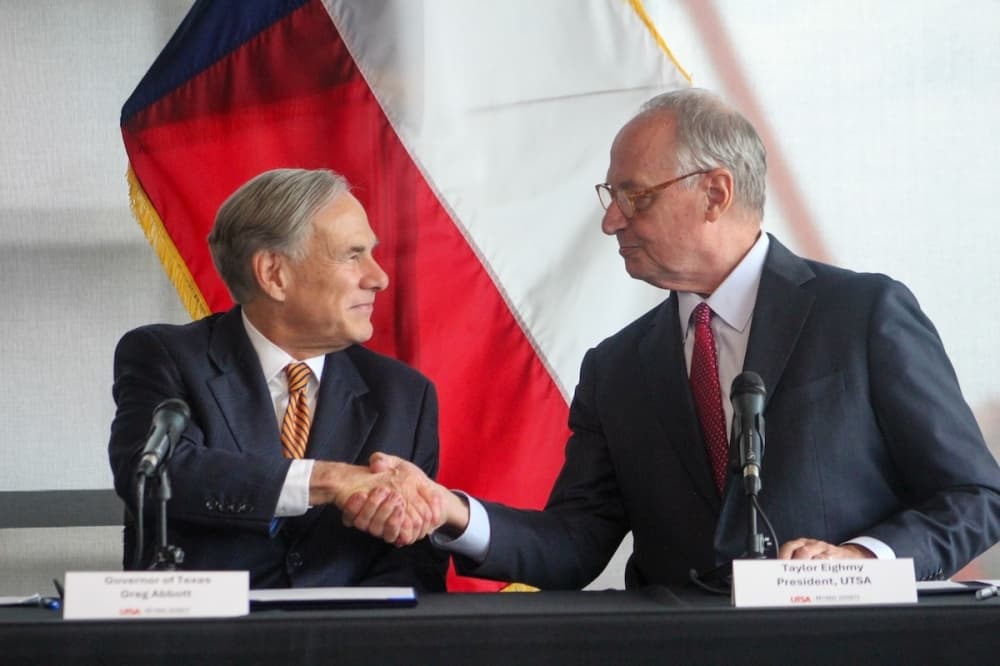 Gov. Greg Abbott signs cybersecurity bill establishing state command center