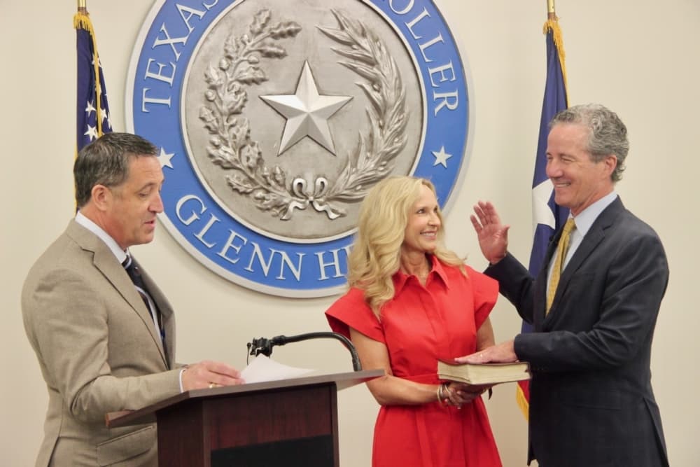 State Sen. Kelly Hancock takes helm at Texas Comptroller’s Office; Hegar to lead A&M