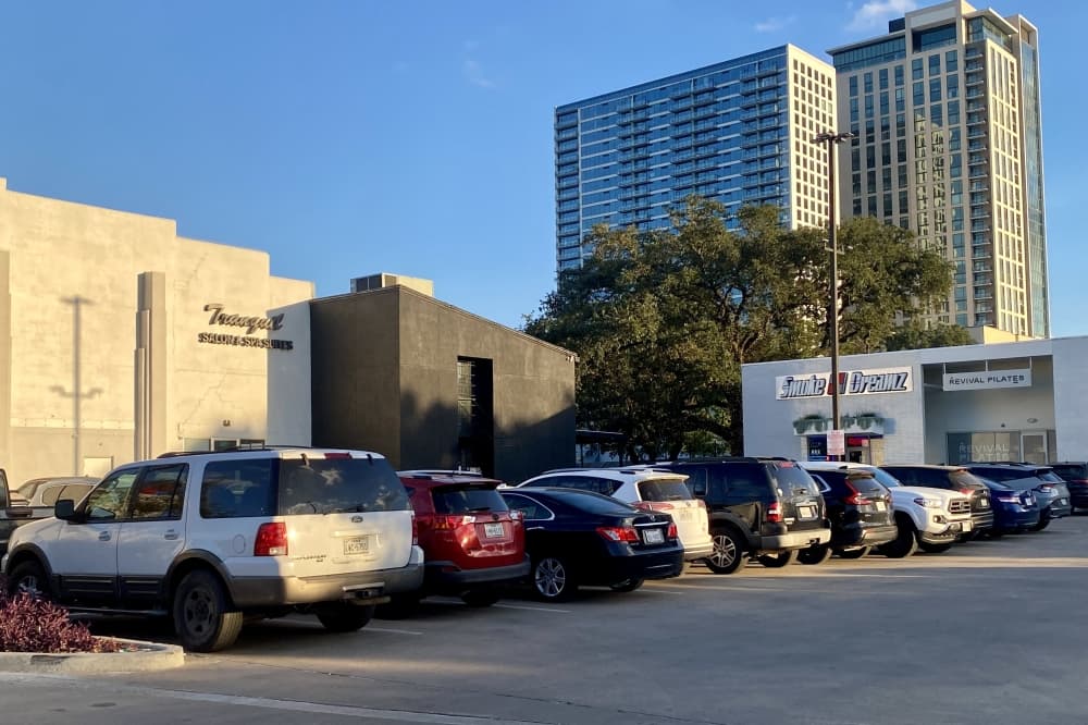 Study: Montrose has surplus parking but challenge areas