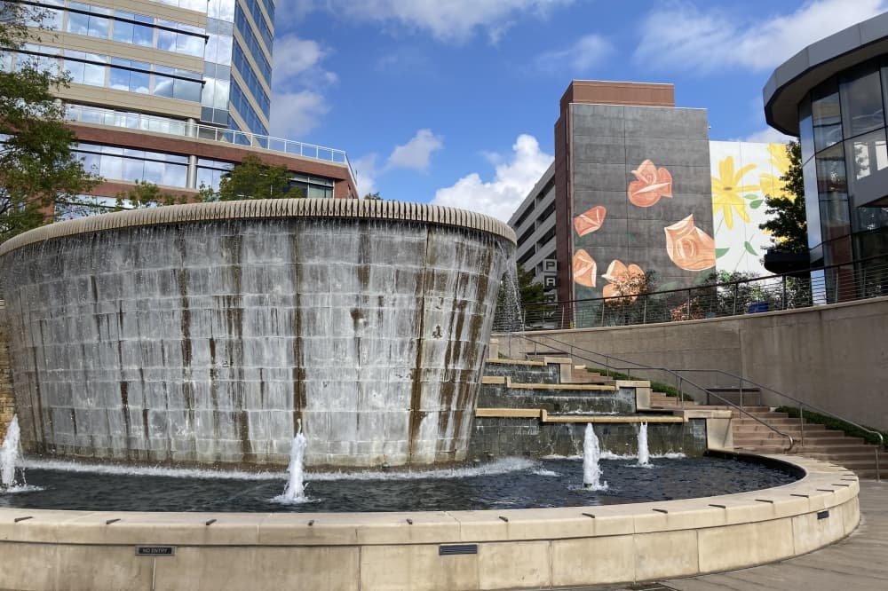 See commercial leasing trends in The Woodlands area this October