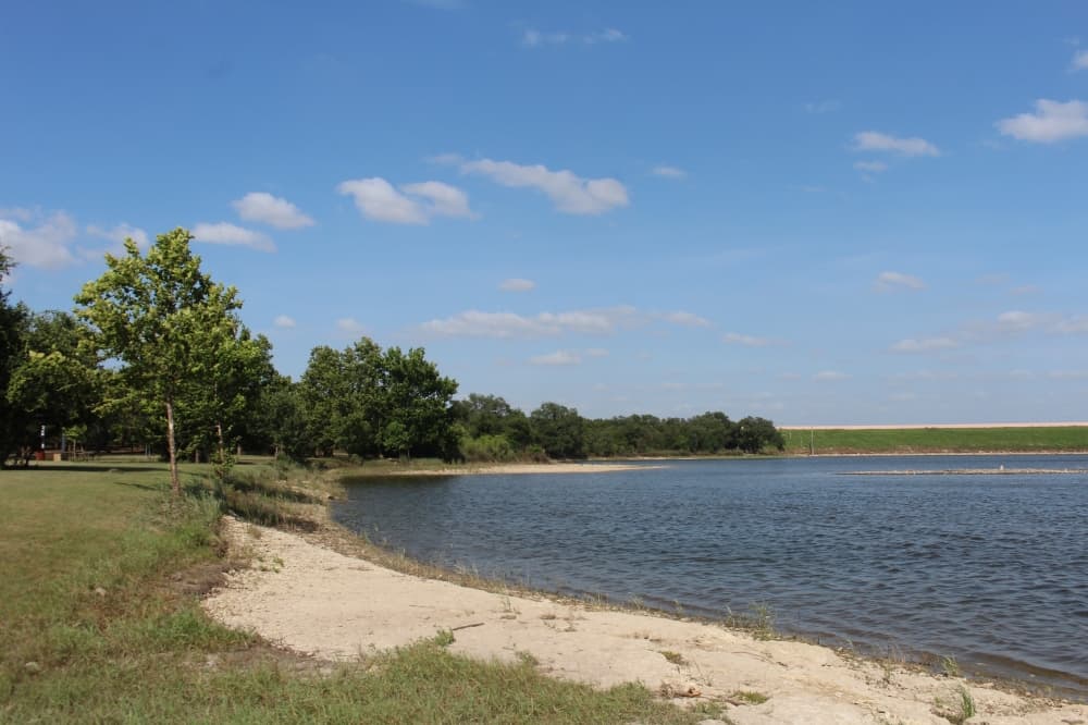 Leander City Council approves request to increase Lakewood Park water levels