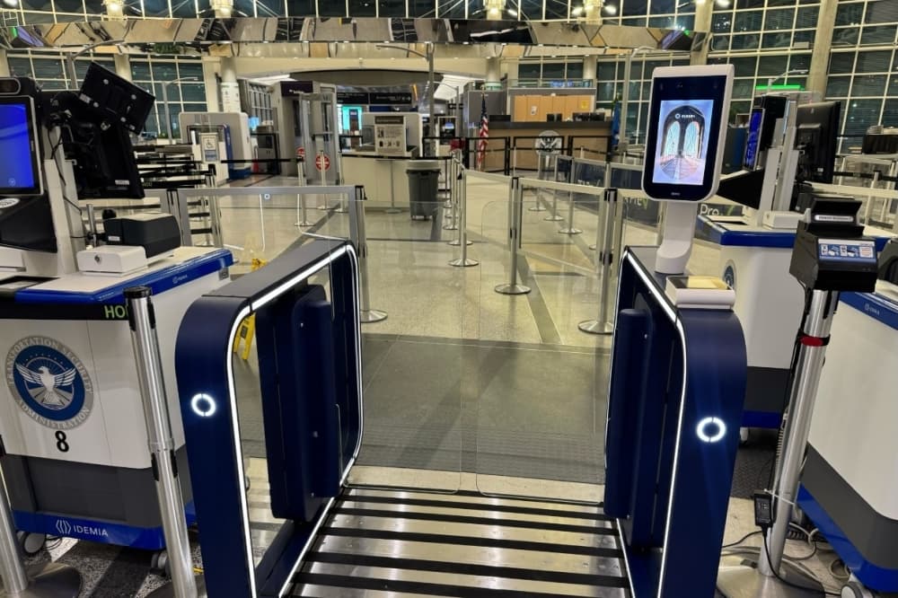 New Hobby Airport parking facility offers $5 daily rates