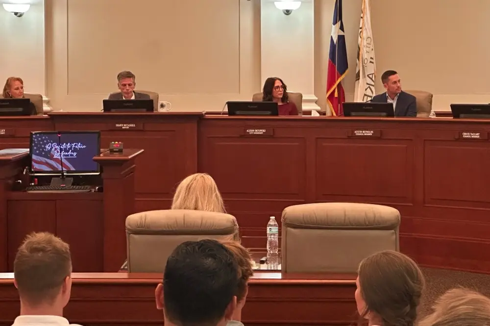 Shivers Farm zoning, gated community requests move forward