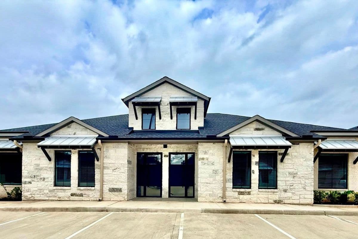 Redbird & Co. Salon Suites opening soon