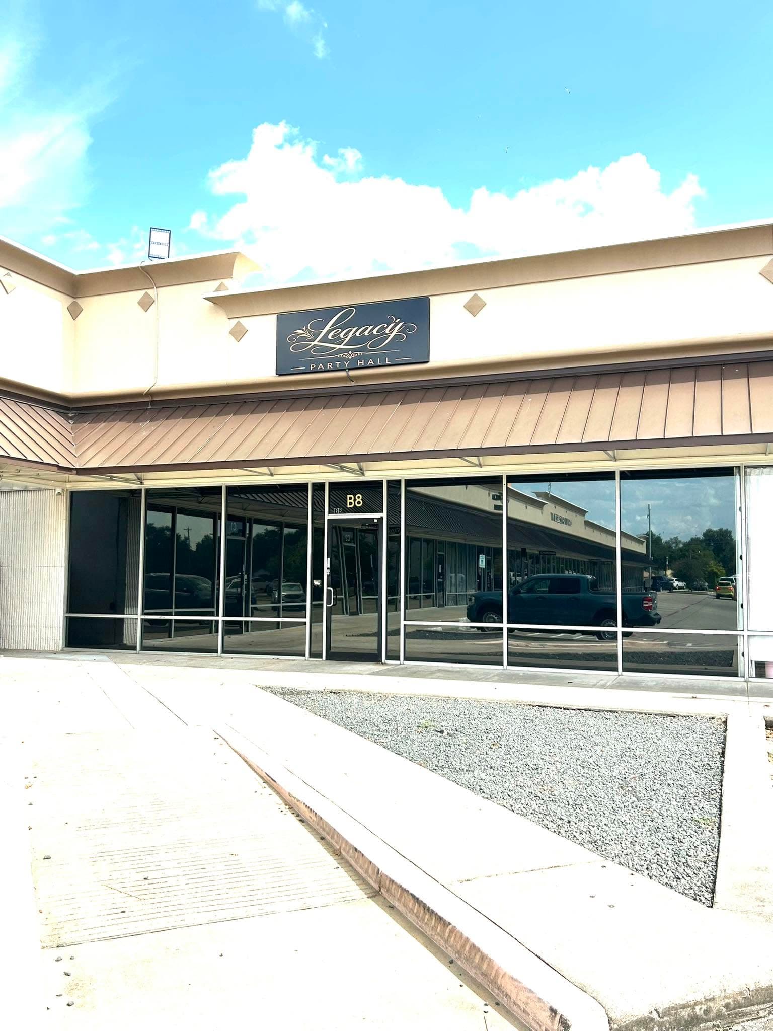 New party hall opens in League City