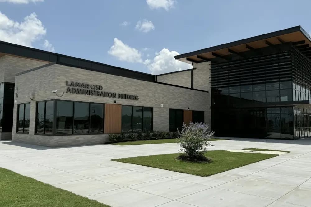 Lamar CISD adopting Avant World Languages Assessment requirements