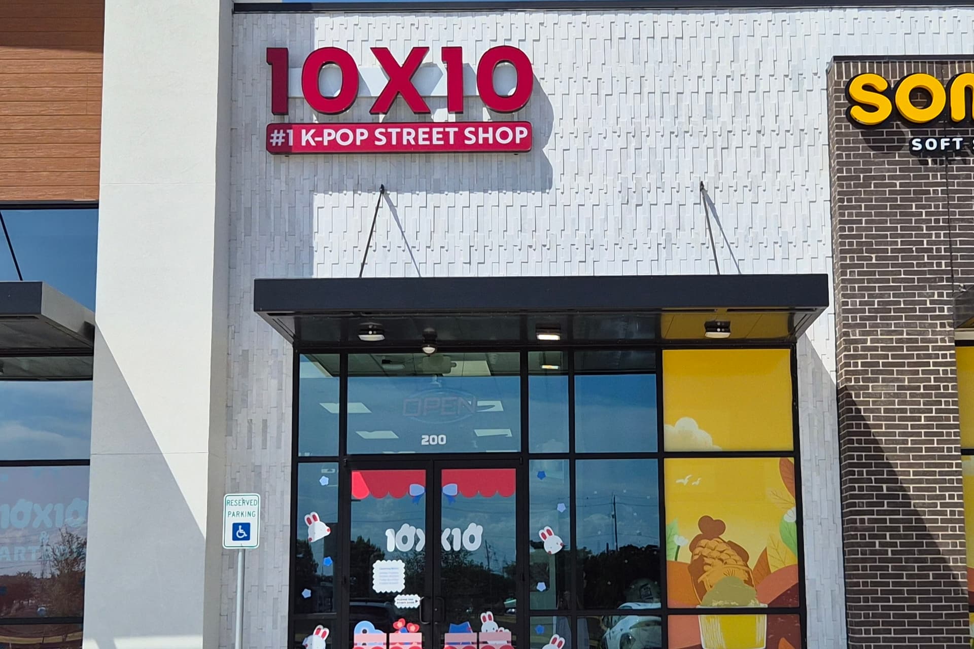 K-pop and stationary store 10x10 opens in Plano
