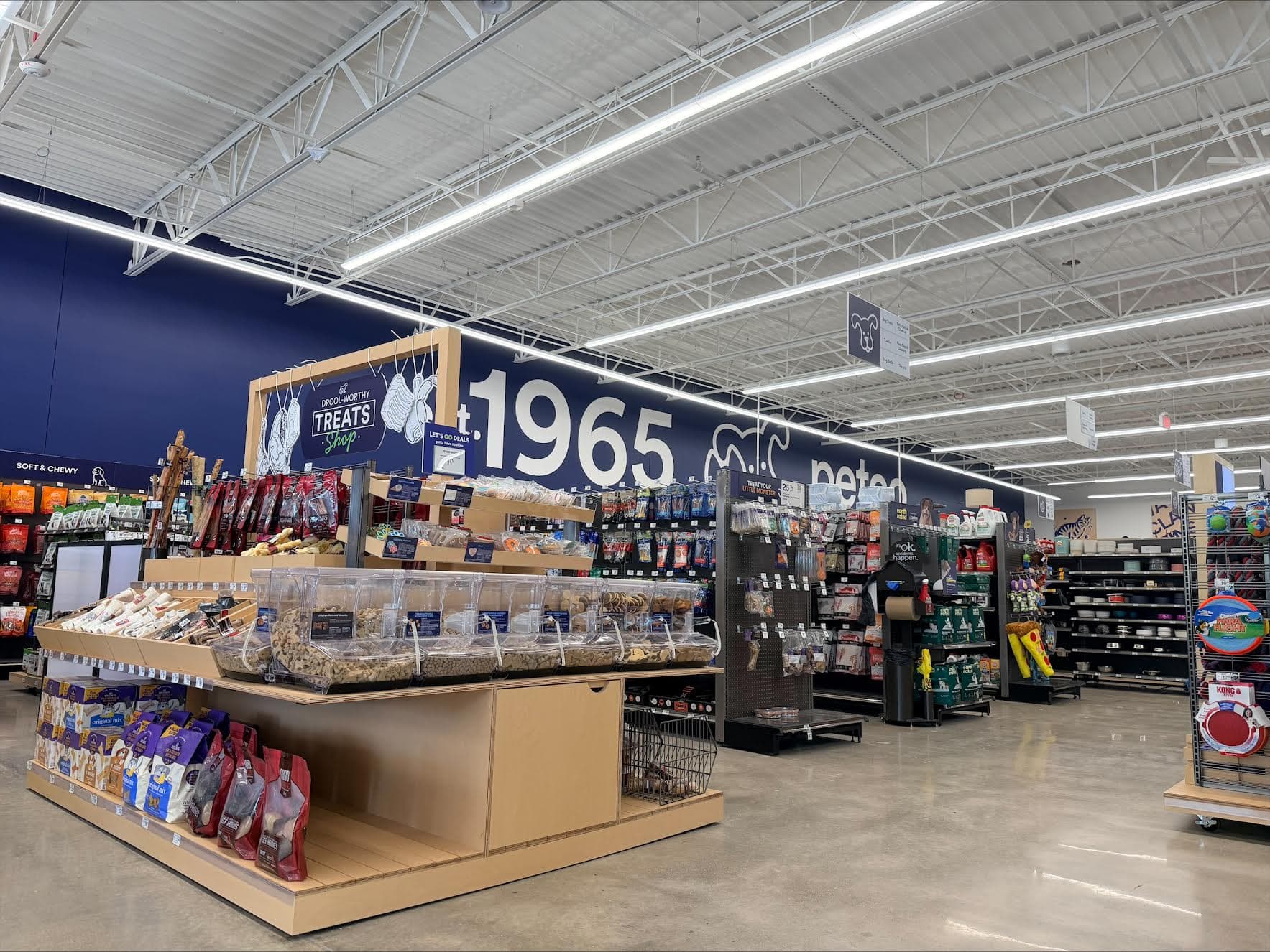 Petco relocates Sugar Land location